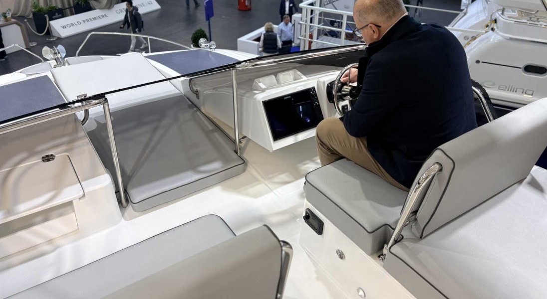 Delphia 11 Flylounge - Classe B