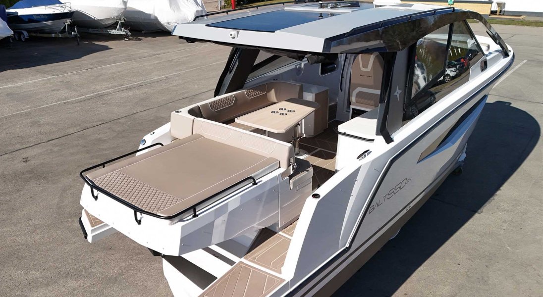balt yacht 950