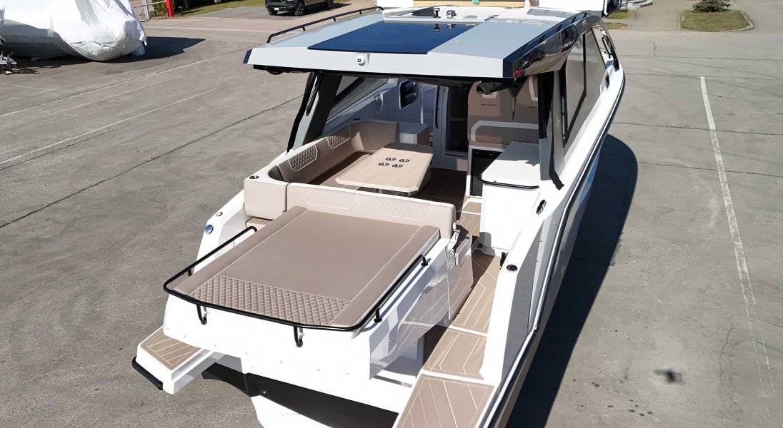 balt yacht 950