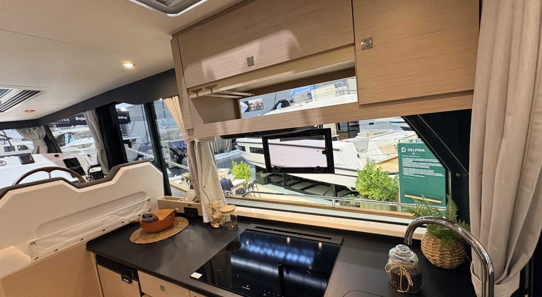 Delphia 11 Flylounge - Classe B